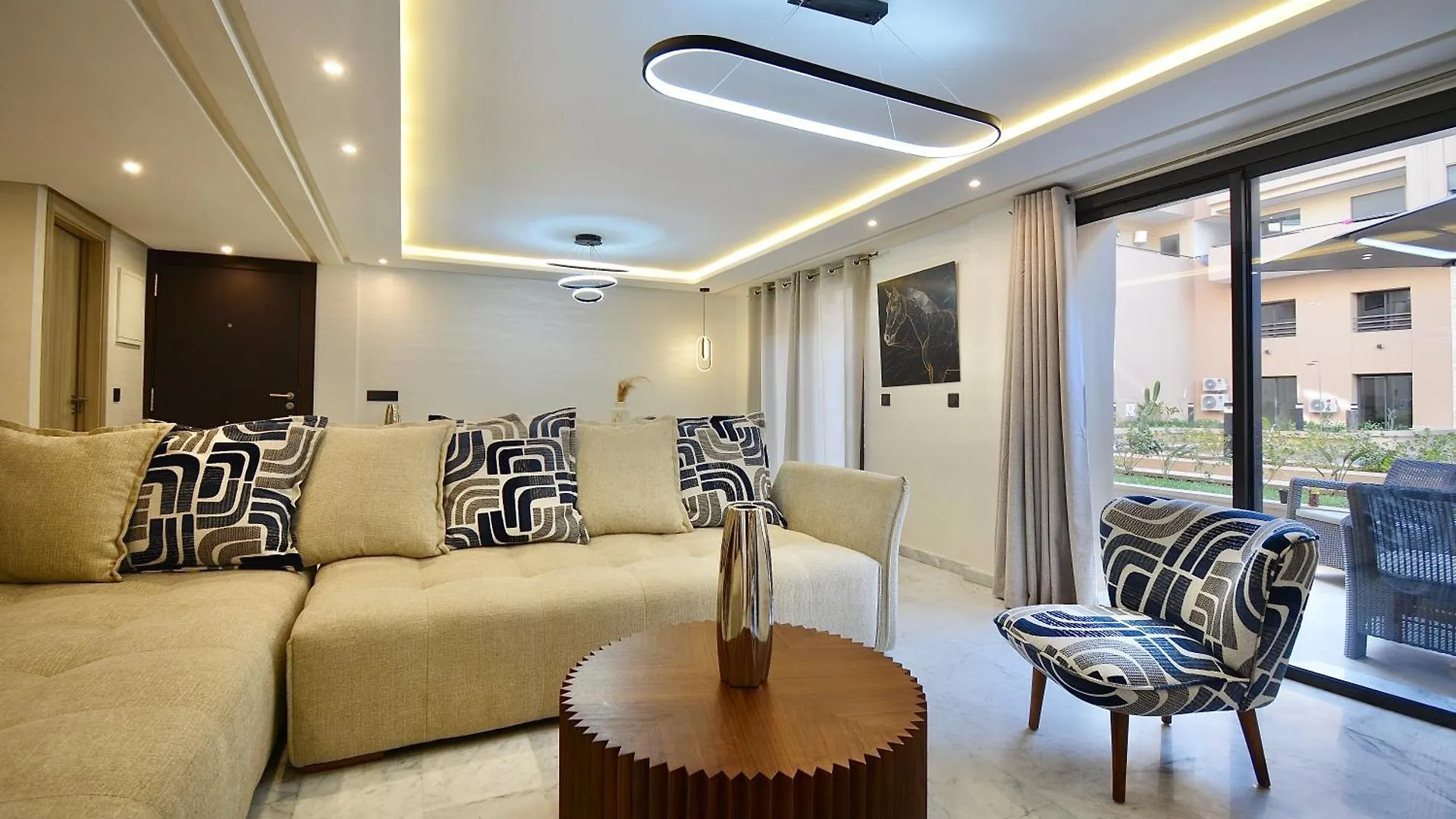 Apartment Duplex Safiya Suites And Services Marrakesh