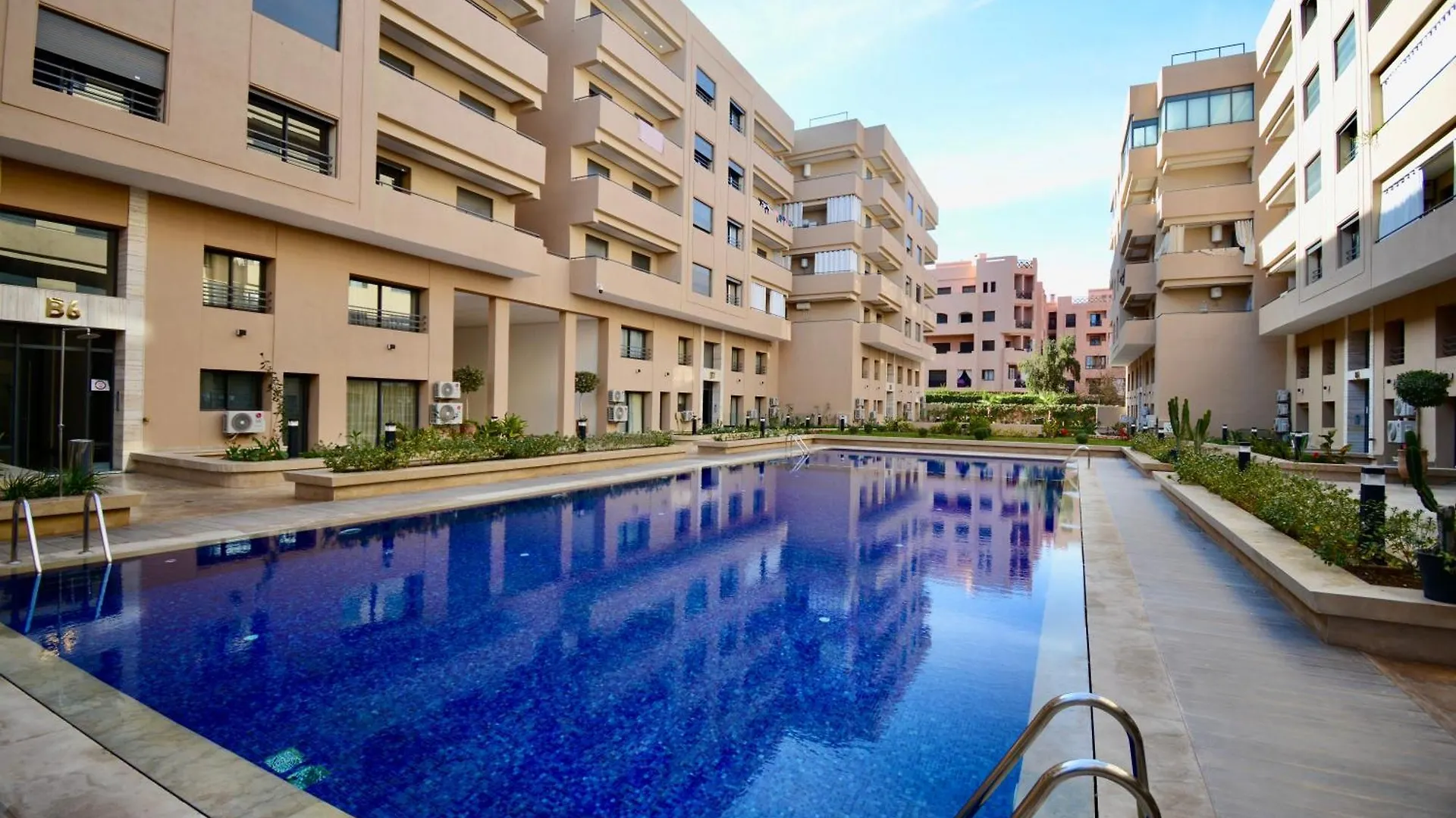 Duplex Safiya Suites And Services Marrákes 0*,  Marokkó